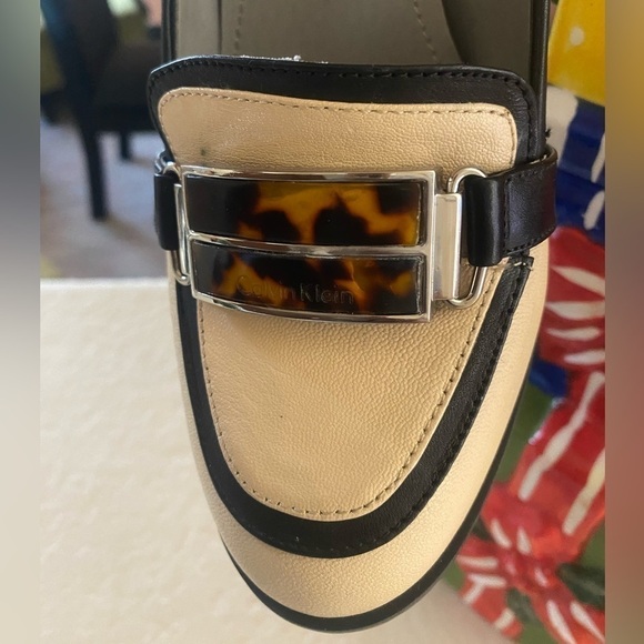 CALVIN KLEIN Mariela Heeled Loafer Women’s Size 9M - Picture 12 of 12